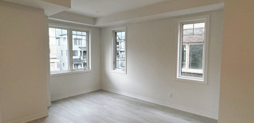 Att/Row/Twnhouse 3-Storey